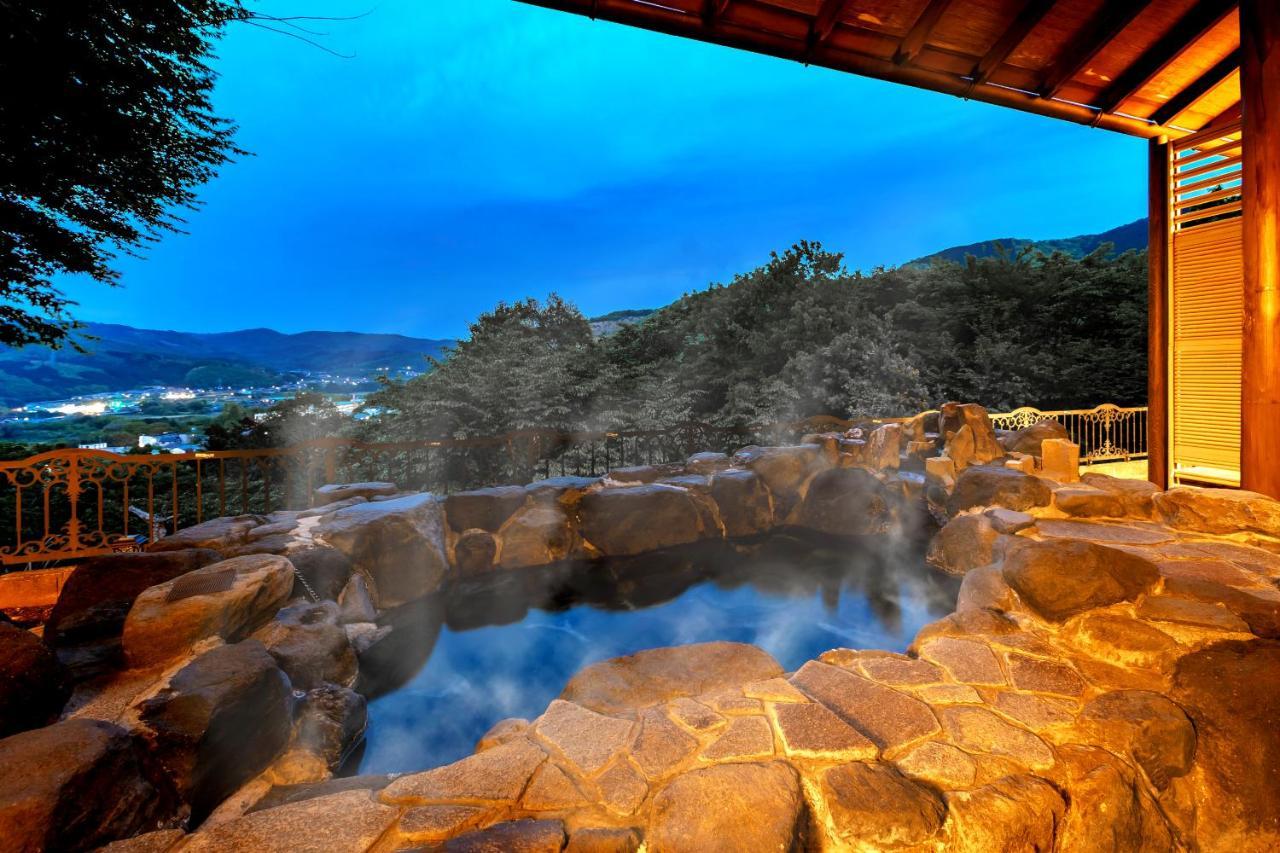 Holiday home 天然 Weni: Tranquil Hot Spring Retreat *