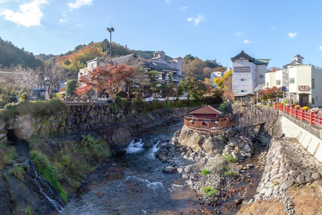 Holiday home 天然 Weni: Tranquil Hot Spring Retreat Izu (Shizuoka)