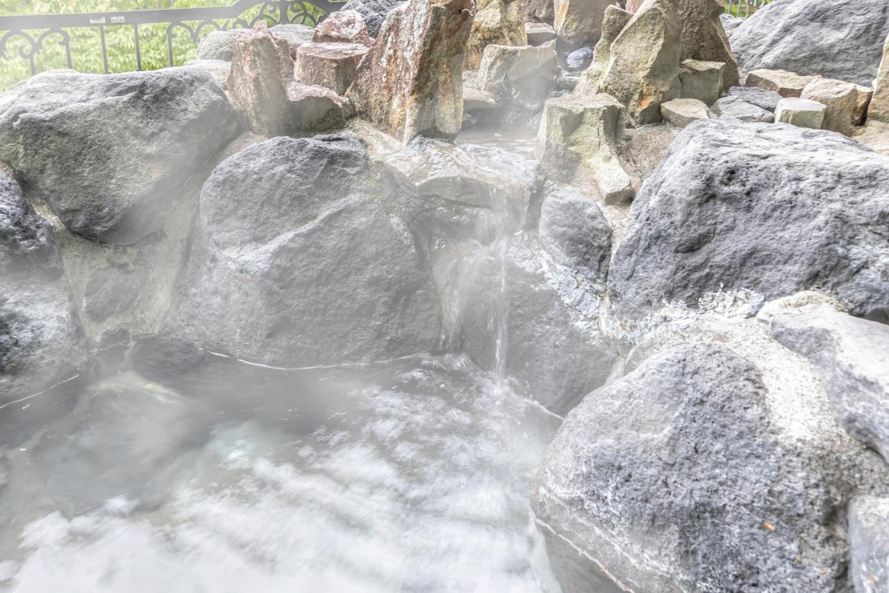 天然 Weni: Tranquil Hot Spring Retreat Izu (Shizuoka)